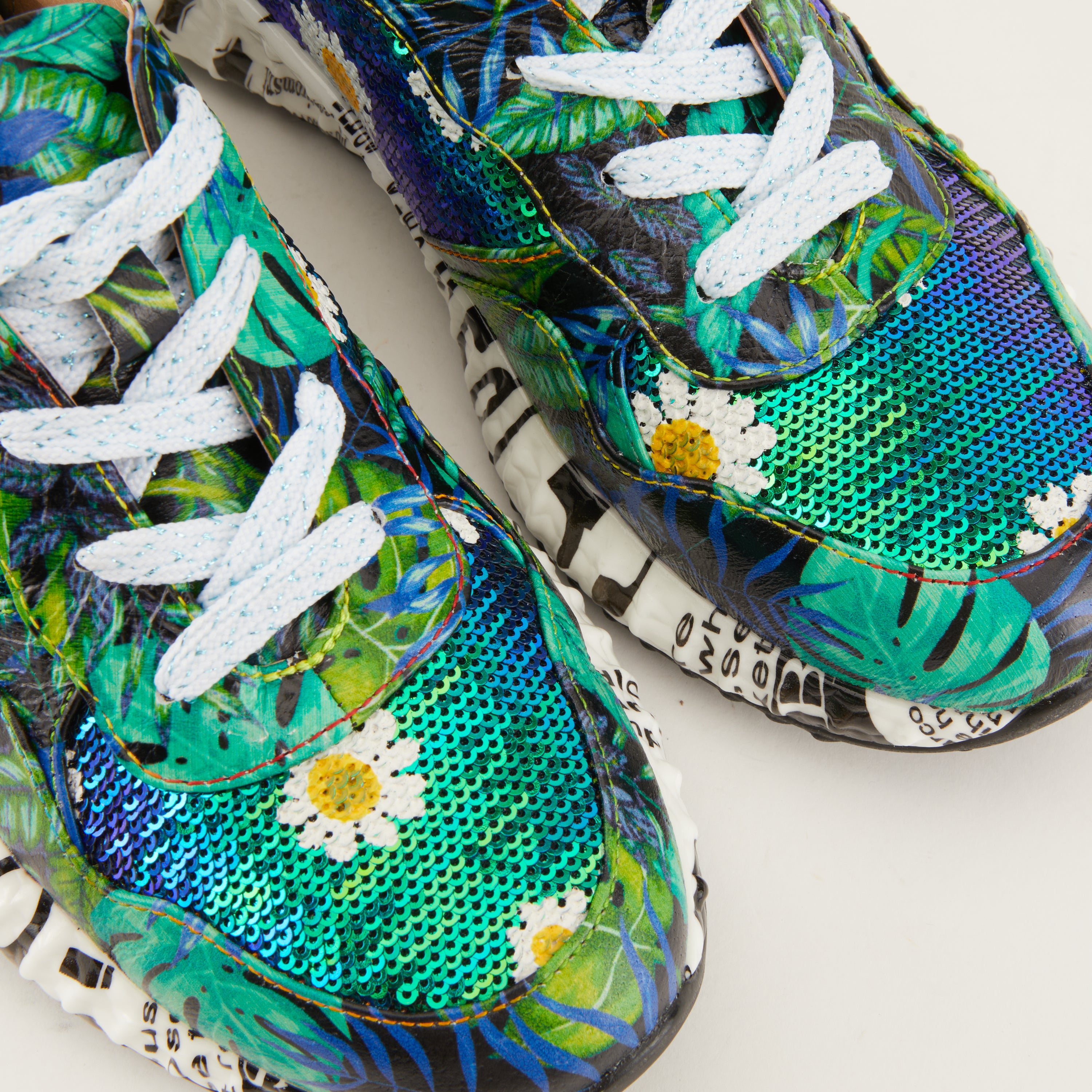 Zingy Spring L'ARTISTE ZINGY SNEAKER - Spring Step Shoes Official